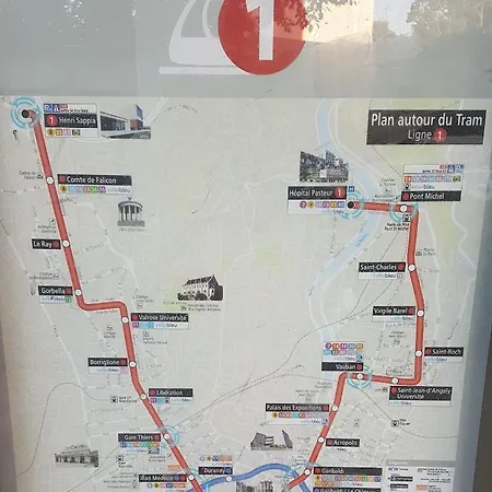 New Cheap Private Room, Kitchen ,tram On Site, 12 Minutes From Train Station With Tram , In 17 Min With Tram , Privée Pas Cher, Cuisine équipée , Tram Sur Place, à 12 Min De La Gare De Avec Le Tram, 17 Min *